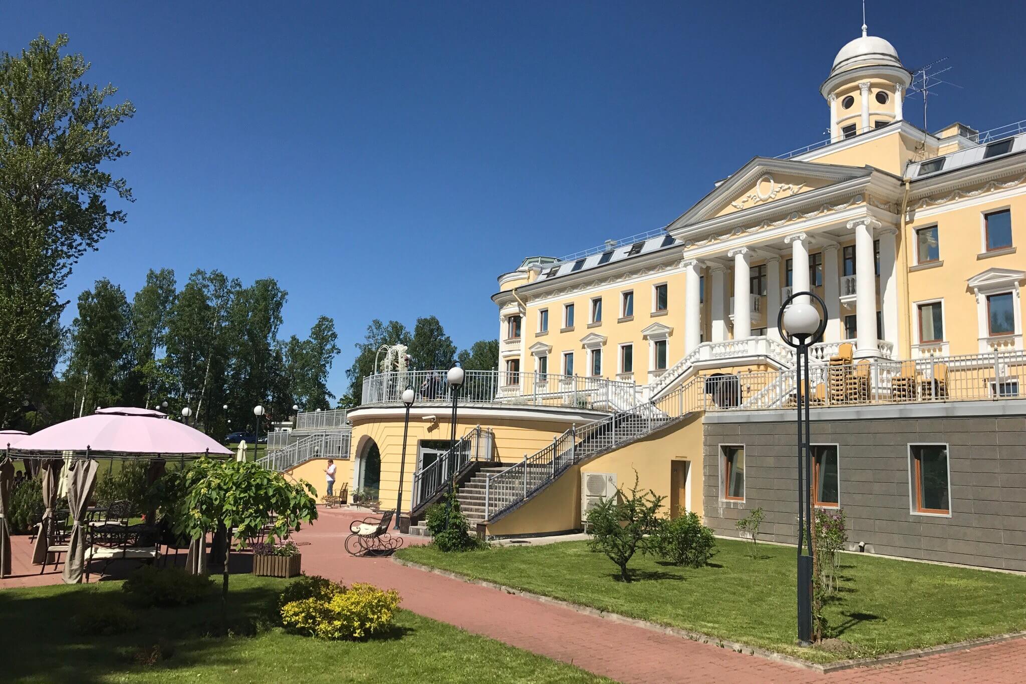 Отель Репинский курорт